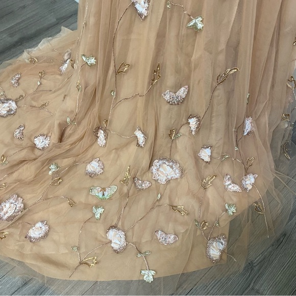 NWOT Anthropologie BHLDN Cordelia Embroidery Beige Pink Maxi Dress Gown Sz 4 - Picture 11 of 13